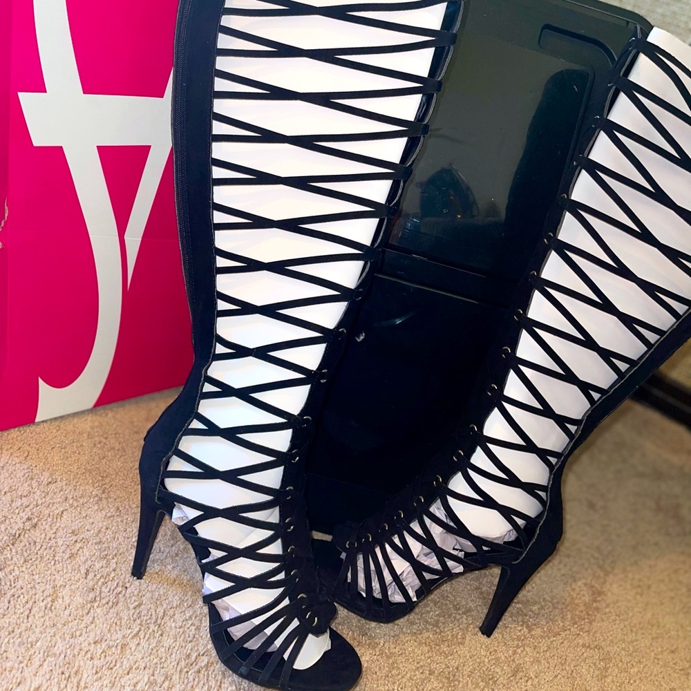 SUEDE TALL GLADIATOR SANDAL - WIDE WIDTH WIDE CALF